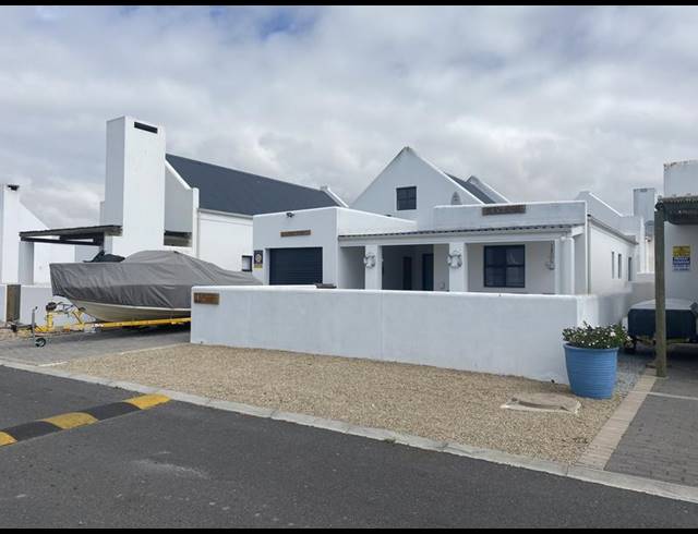 2 BEDROOM HOUSE FOR SALE IN BRITTANIA REEF ESTATE